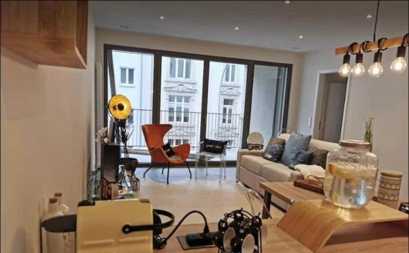 Cozy&comfy 1br W Terrace&parking Apartment *